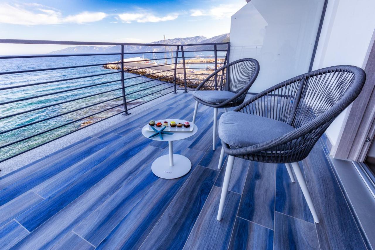 Hotel Caramare Cala Gonone Bagian luar foto