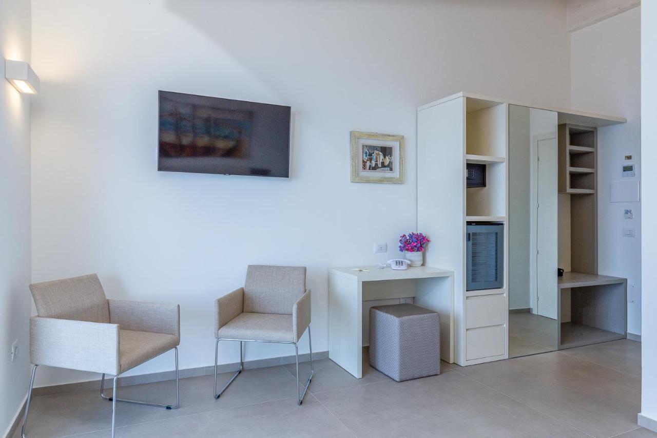 Hotel Caramare Cala Gonone Bagian luar foto