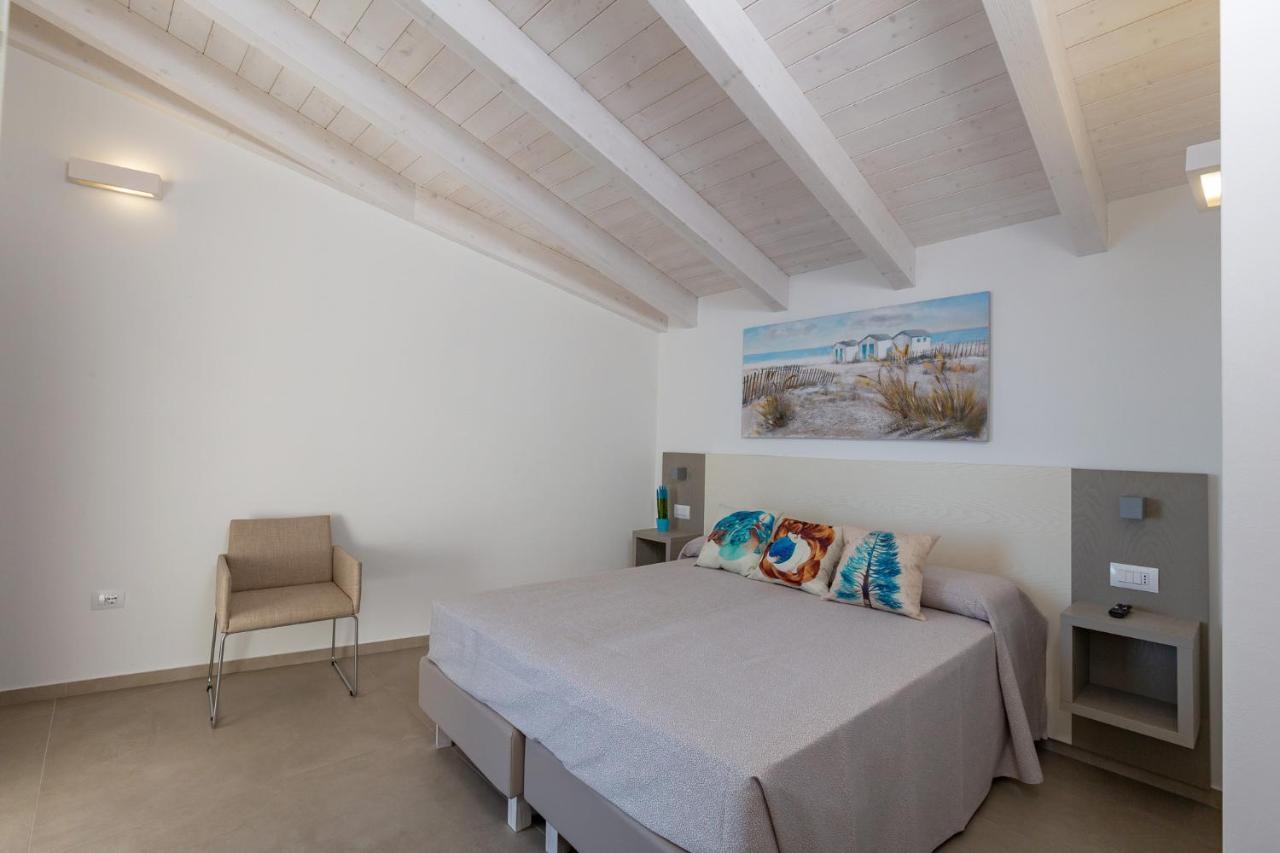 Hotel Caramare Cala Gonone Bagian luar foto
