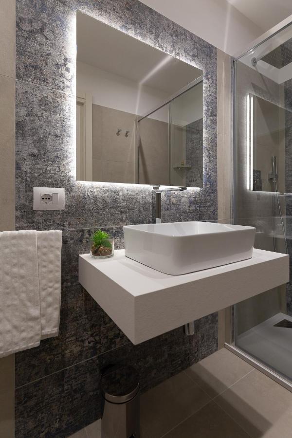 Hotel Caramare Cala Gonone Bagian luar foto